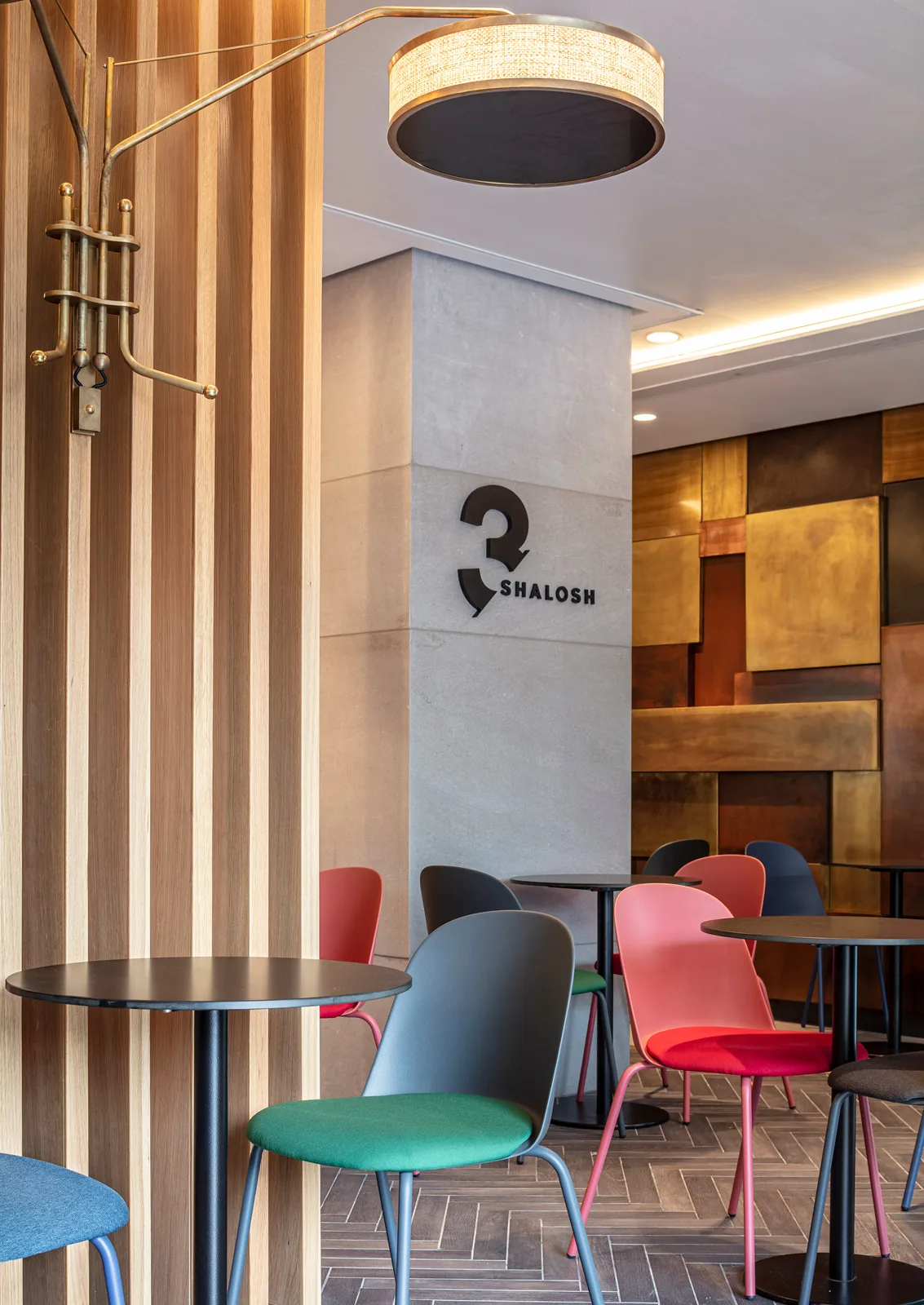 Shalosh Restaurant – brand identity and signage design by Basman/Tenenbaum
