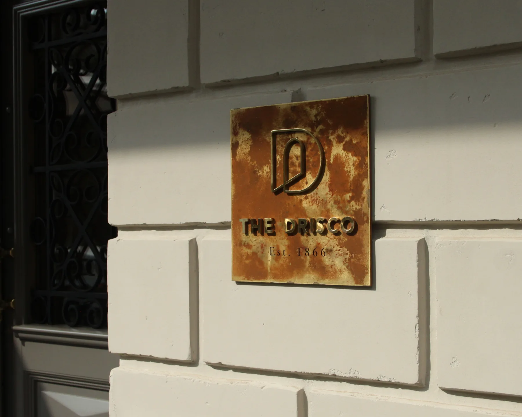 The Drisco – signage design by Basman/Tenenbaum